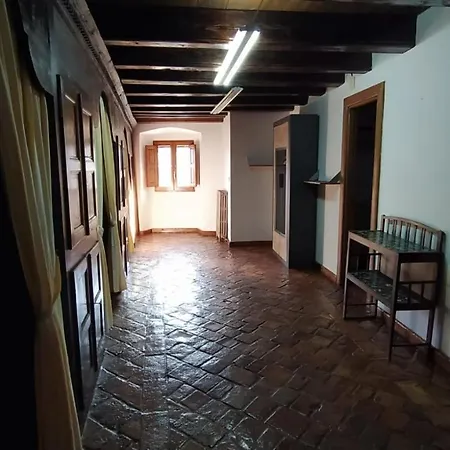 Casa Borro Jacetania-Roncal 度假居 Salvatierra de Esca